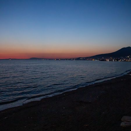 Hotel Miramare Stabia Кастеламаре ди Стабия Екстериор снимка