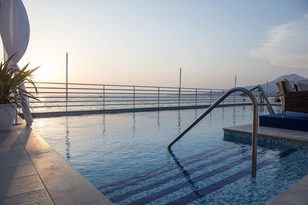 Hotel Miramare Stabia Кастеламаре ди Стабия Екстериор снимка